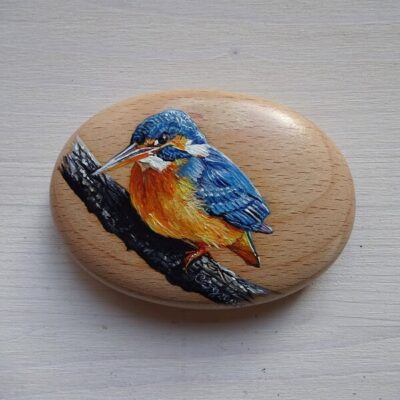 kingfisher art pebble